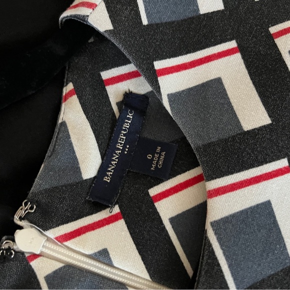 Banana republic dress - size 0 - Picture 3 of 4